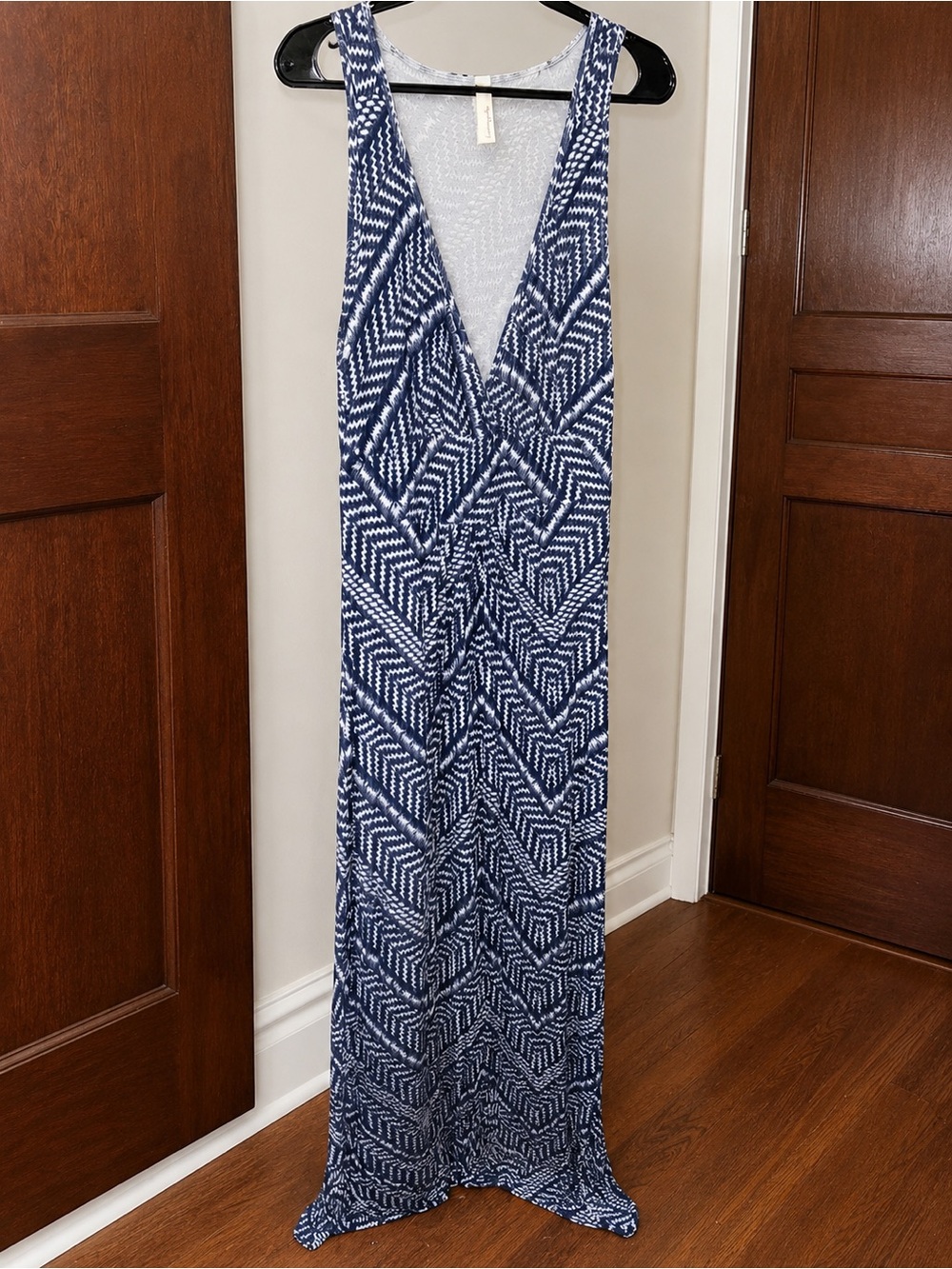 Loveappella Navy Blue and White Geometric Maxi Dress Size M/L - Picture 2 of 4